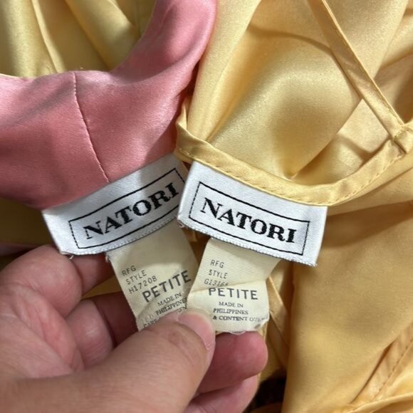 NATORI Satin Plunge Cross Back Slip Embroidered Robe Set - Picture 11 of 11
